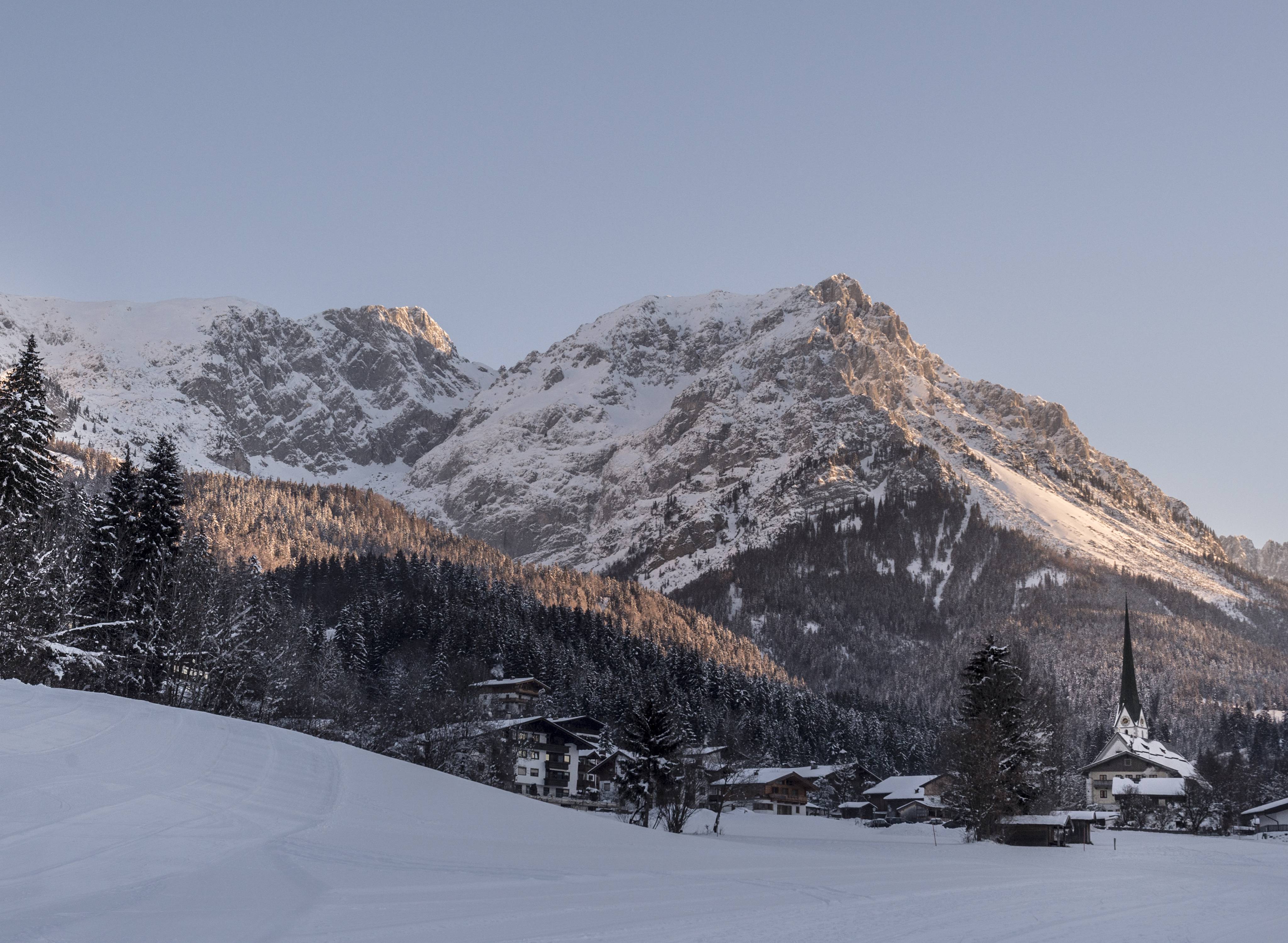 Ortsansicht Scheffau im Winter