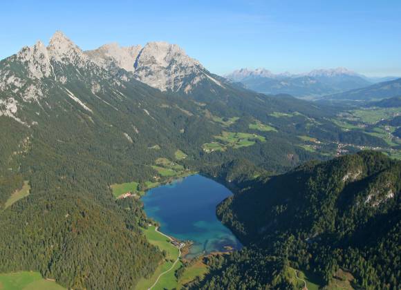Haven of refreshment: Lake Hintersteiner See - Das Alpin