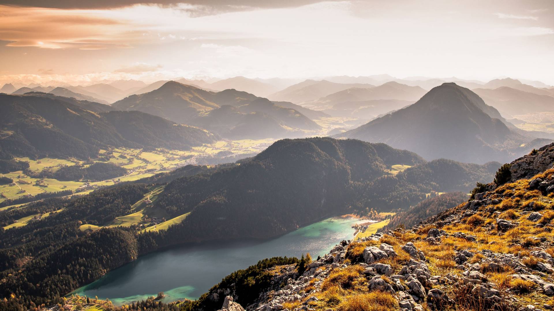 Panoramablick über den Hintersteinersee in Scheffau